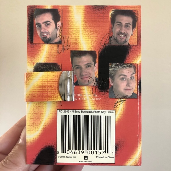 Vintage N’SYNC Mini Photo Album - Picture 2 of 8